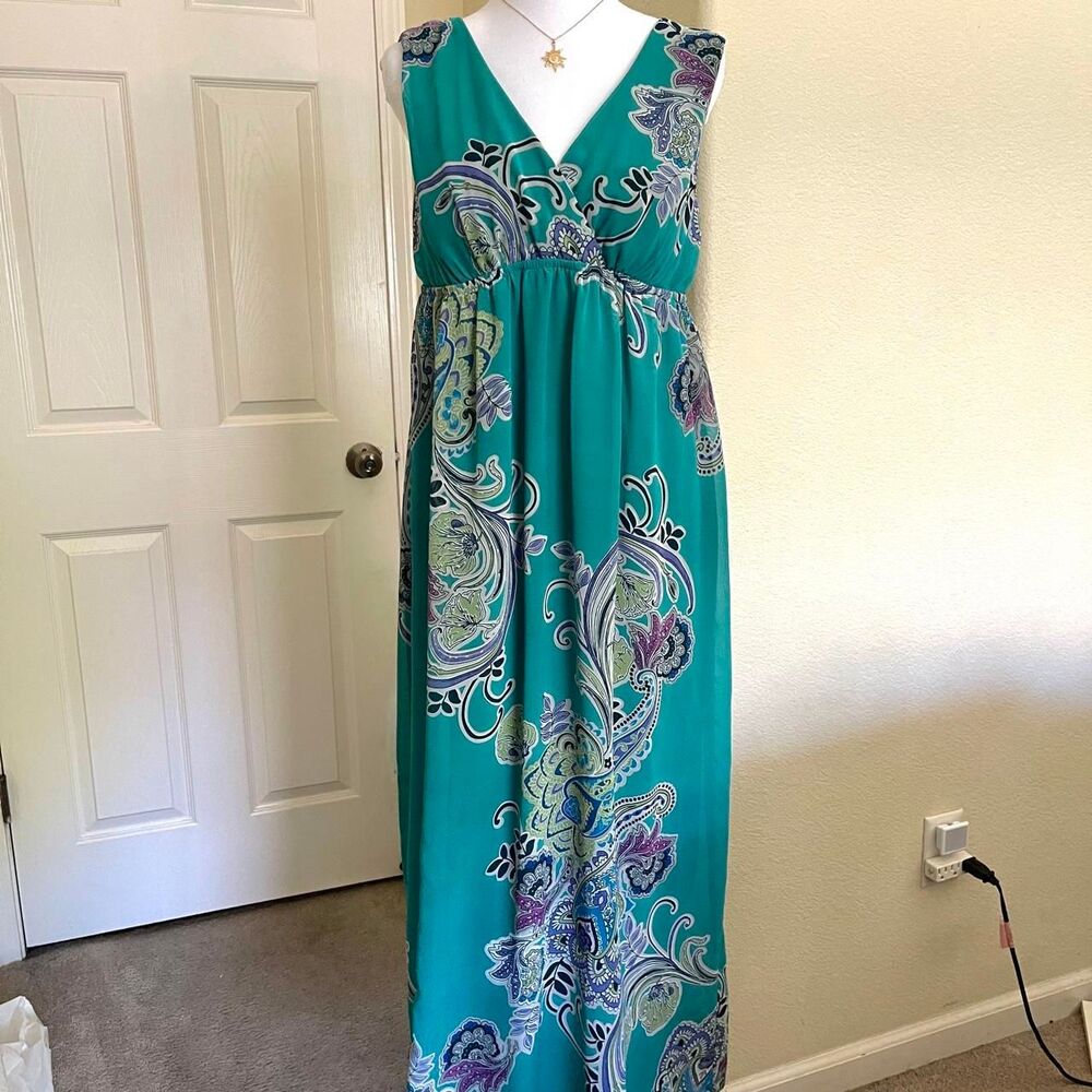 Valerie Bertinelli bohemian teal maxi dress with paisley print - size 10